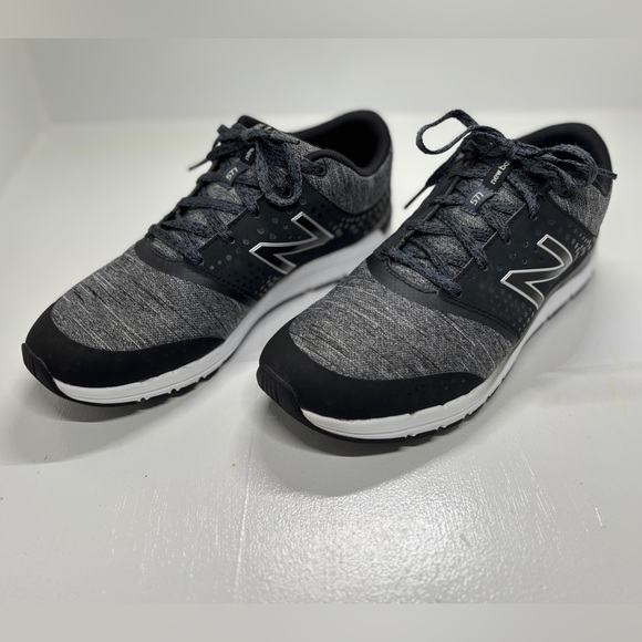 New Balance Shoes - Women’s New Balance Shoes 577 Cush Athletic Trainers Size 9.5